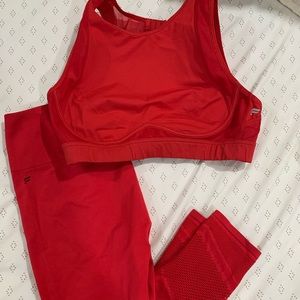 Fabletics Set Red Large